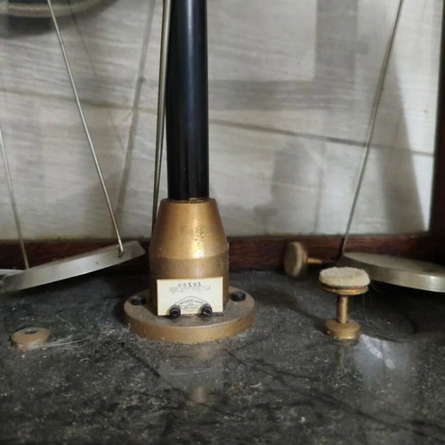 Sartorius-Werke Göttingen antique analytical balance 200 g used
