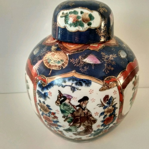 Satsuma vases used, set of 2 pieces