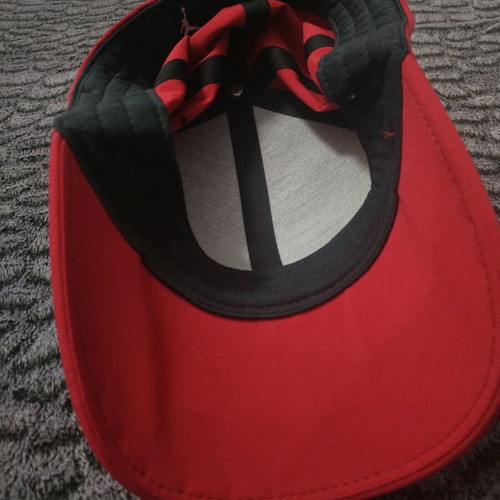 Jordan hat like new, red