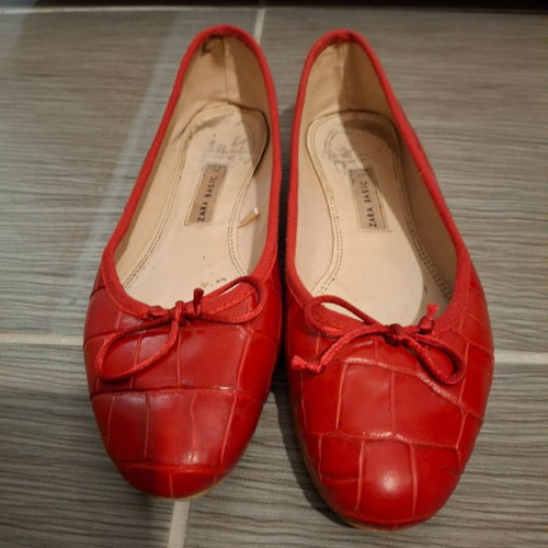 Zara women's ballet flats like new, red, size 37