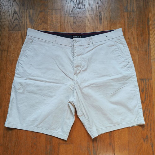 Pull & Bear men's bermuda shorts XL white like new