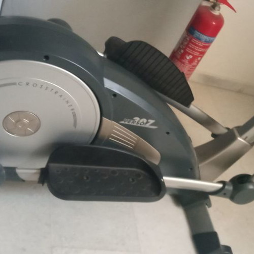ELLIPTICAL KETTLER VERSO 307***CLEARANCE SALE**"WHOEVER GETS IT FIRST!