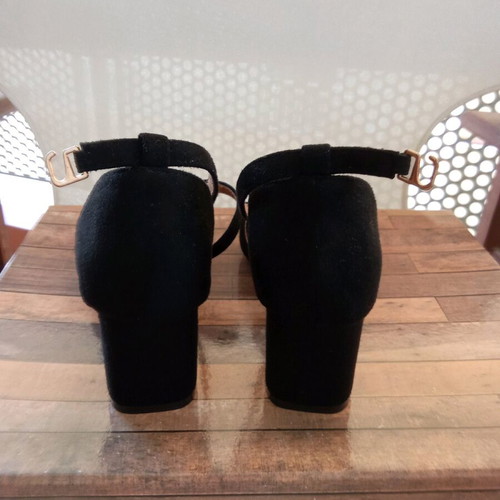 Suede heels with laces like new, size 36-36.5, black