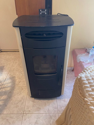 Eco Air 10 pellet stove