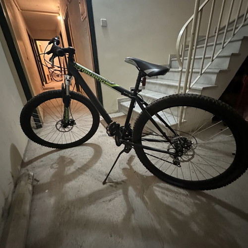 Interbike Tornado mountain bike with front suspension