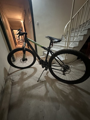 Interbike Tornado mountain bike with front suspension