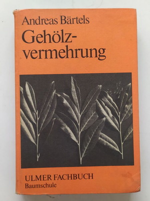 Book on plant propagation like new, in German