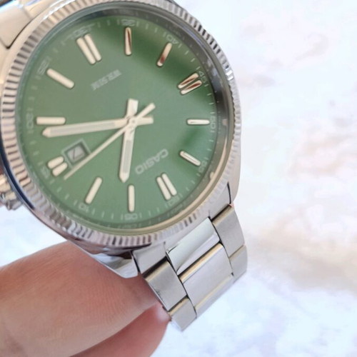 Casio wristwatch used, lightweight with analog display