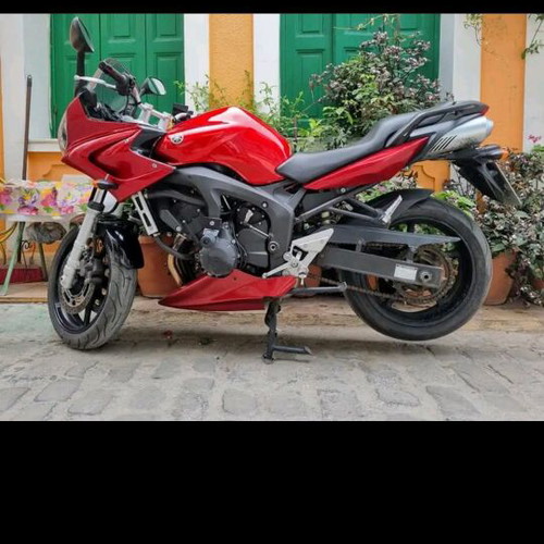 Yamaha FZ6 Fazer used, 600cc, red, 6,000km, model 4/06