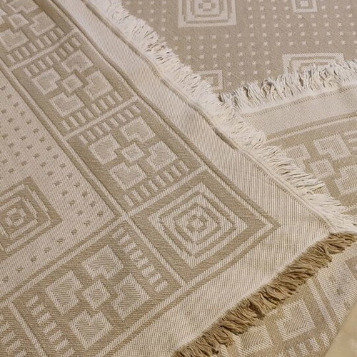 Nef-Nef beige-ecru throw like new with geometric pattern