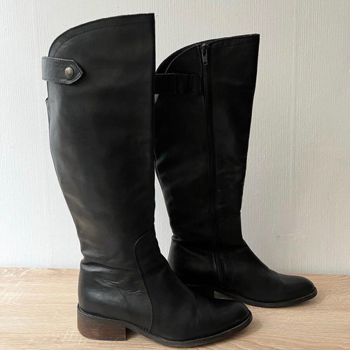 Leather boots size 39 used, black