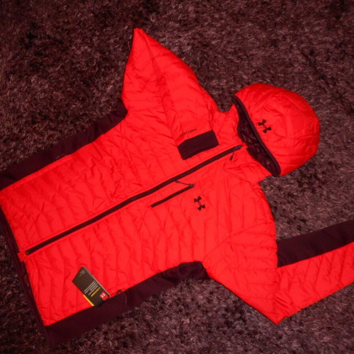 Under Armour ColdGear Reactor Hybrid jacket new, red, size L