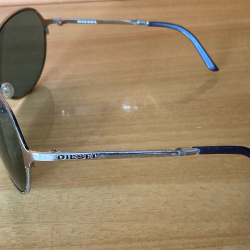 Diesel DS0050 sunglasses like new, green and gold