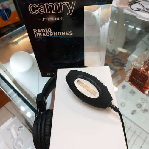 Headphones with radio and built-in antenna, rechargeable