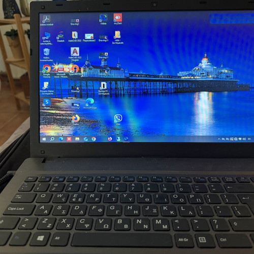Turbo-X Laptop 15.6” Intel Core i7 8GB RAM Windows 10 used