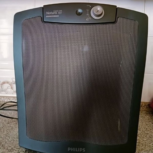 Philips Naturis air ionizer like new, fully functional