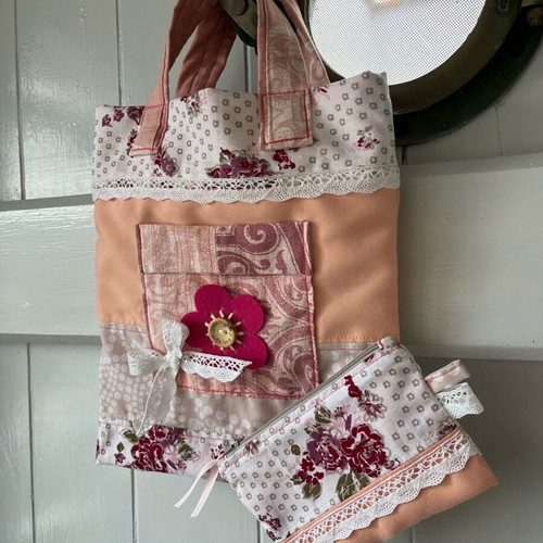 Tote bag and small purse for little girl, new, pink