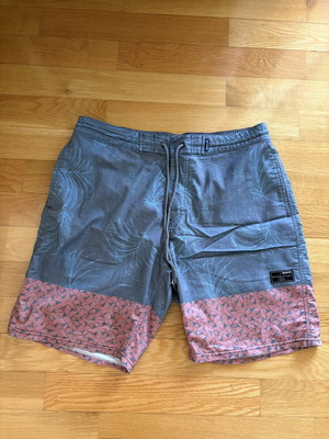 Brunotti swim shorts Large like new, blue and pink