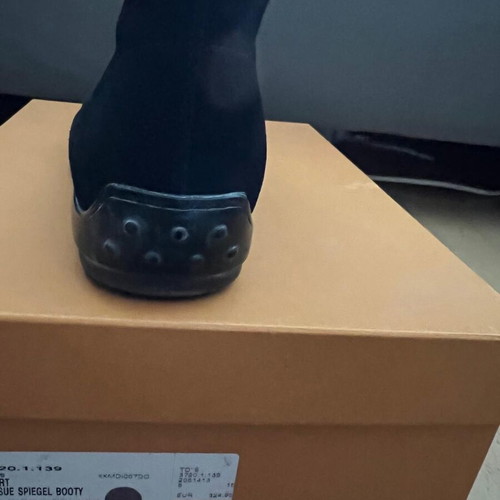 Tod's black suede shoes size 42 like new, men's