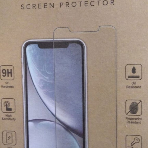 Celly mobile phone cases size L and Vivid screen protectors set new