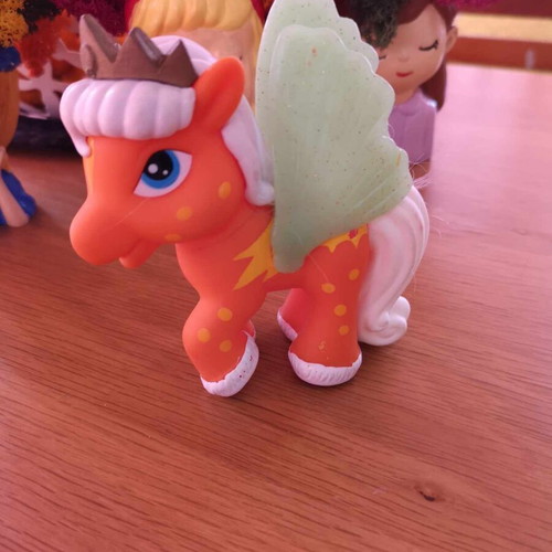 My Little Pony figure Filly Butterfly Bea 2014 like new