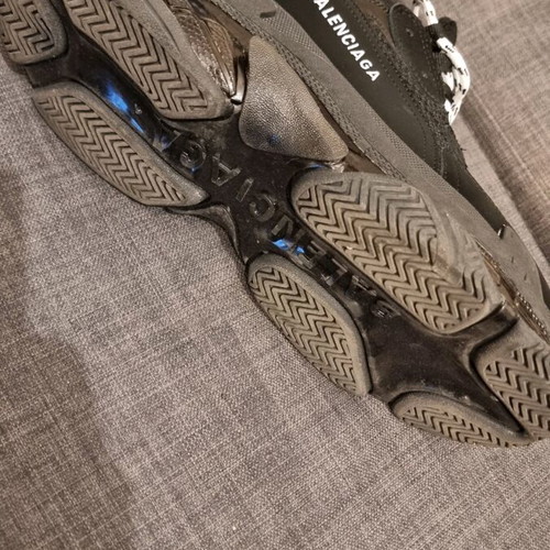 Balenciaga Triple S sneakers size 45 like new, black