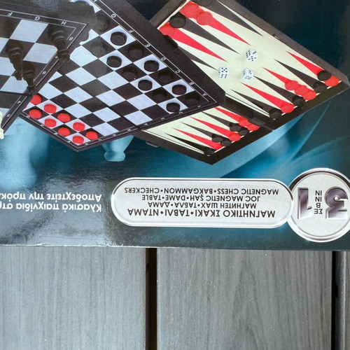 Magnetic chess backgammon and checkers set new