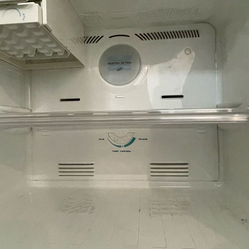 Kelvinator refrigerator model KNT13RTEW like new, white, air flow purifier