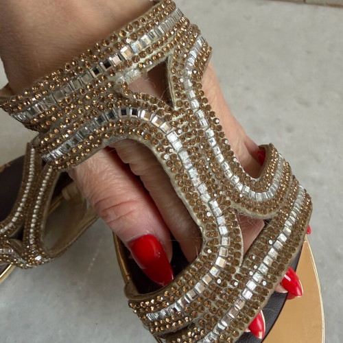 Nak slippers like new with strass size 36 gold and silver