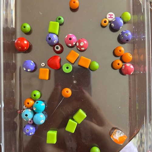 Diy jewelry kit with beads like new