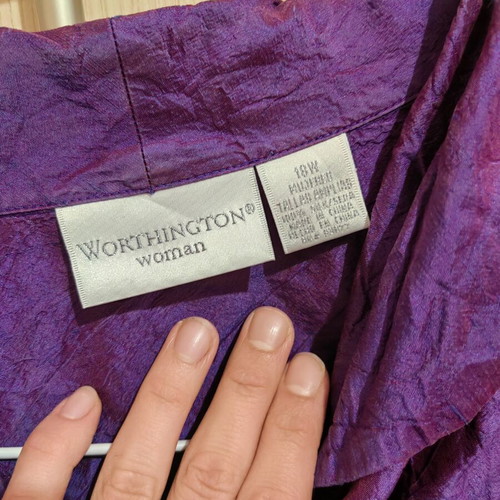 Women's shirt XXL like new, purple
