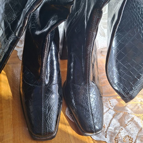 Crocodile boots like new Voi&Noi black size 38