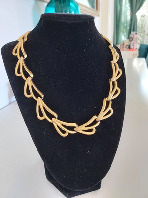 Antique necklace used