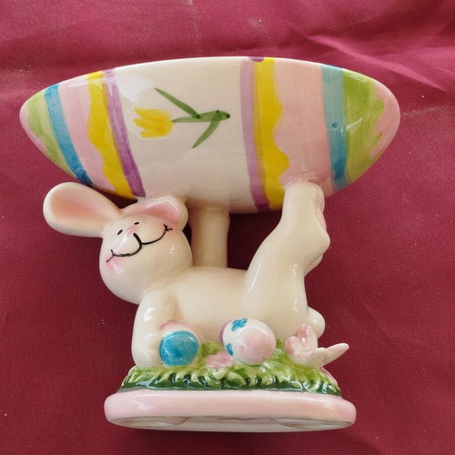 Easter porcelain egg holder new with bunny design