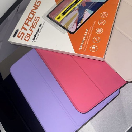 iPad Tempered Glass Protector and Silicone Case with Pen Slot new