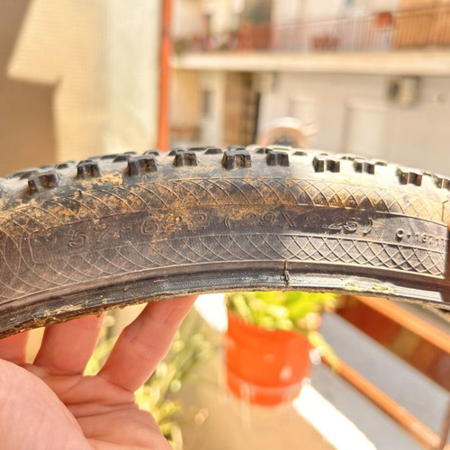 CST Camber 29" 2.25 Tubeless Ready Bicycle Tire used