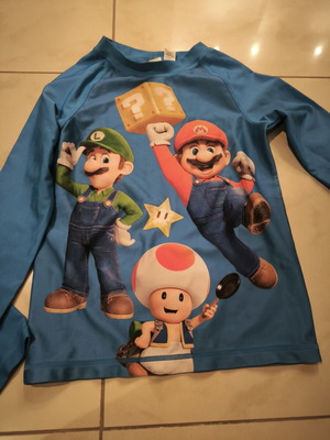 H&M Super Mario παιδικό σετ μαγιό μέγεθος 122/128 σαν καινούργιο, μπλε