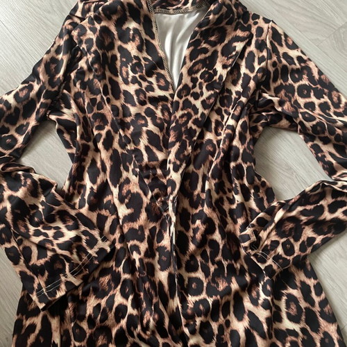 Women's blazer new with leopard print