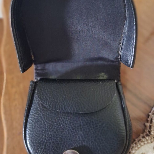Coin purse horseshoe shape black, unused