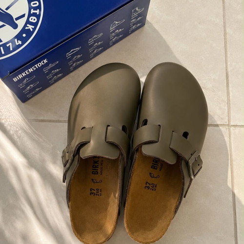 Birkenstock Boston mules, concrete gray leather