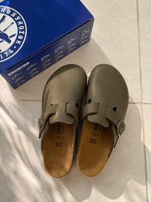 Birkenstock Boston mules, concrete gray leather