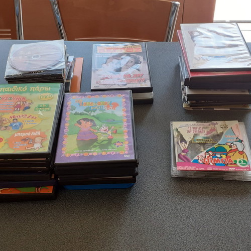 Children's CDs used, pack of 15
