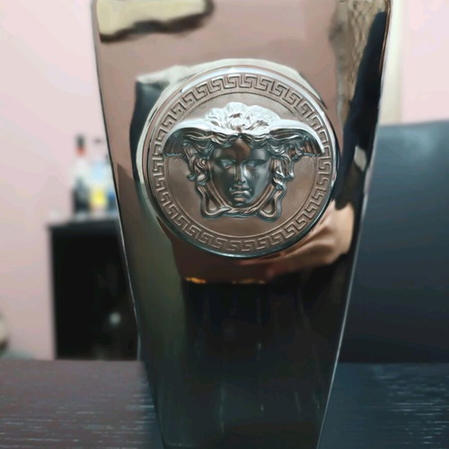 Versace vase like new