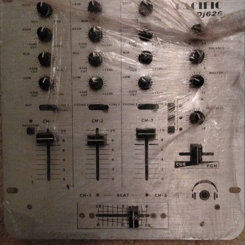 Pacific DJ626 3-channel professional analog DJ mixer