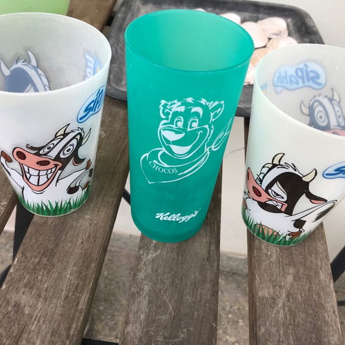 Kellogg’s collectible plastic cup like new with 2 Sipahh cups gift