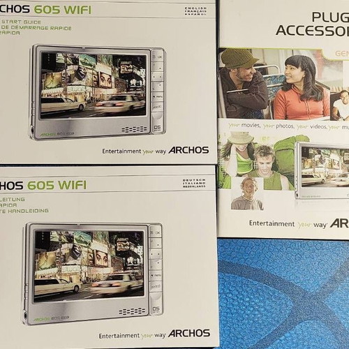 Archos 605 WIFI 4GB Portable Media Player like new