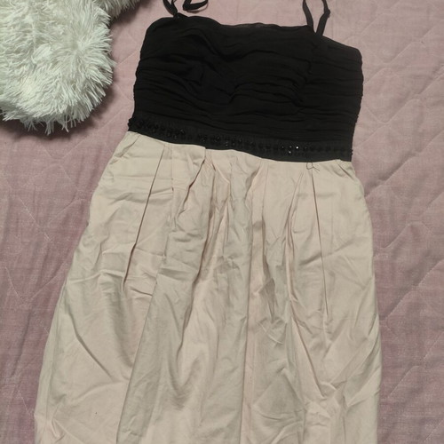 Dress balloon style used, black and beige, missing some beads