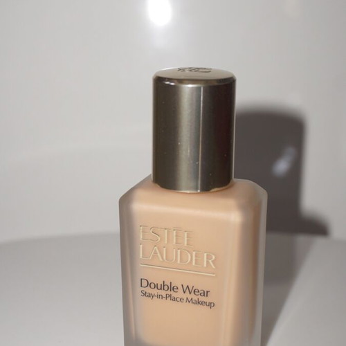 Estée Lauder Double Wear Foundation new, shade 3N1 Ivory Beige