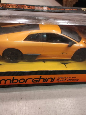 Τηλεκατευθυνόμενο αυτοκίνητο Lamborghini μεταχειρισμένο