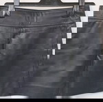  Δερμάτινη  μίνι  φούστα